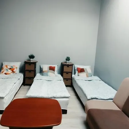 Tanie Spanie Przy Malcie - Zameldowanie Bezobslugowe - Poznań