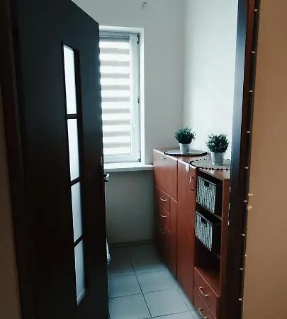 Tanie Spanie Przy Malcie - Zameldowanie Bezobslugowe - Poznan