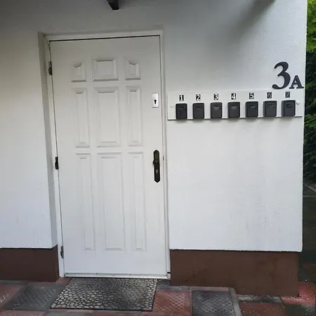 Tanie Spanie Przy Malcie - Zameldowanie Bezobslugowe - Hostel Poznan