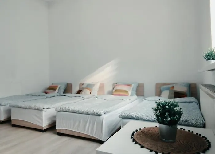 Tanie Spanie Przy Malcie - Zameldowanie Bezobslugowe - Ostello *