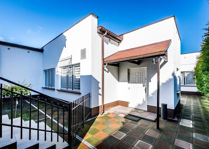 Tanie Spanie Przy Malcie - Zameldowanie Bezobslugowe - *