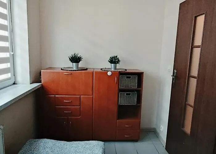 Hostel Tanie Spanie Przy Malcie - Zameldowanie Bezobslugowe -