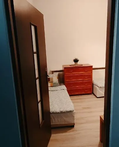 Tanie Spanie Przy Malcie - Zameldowanie Bezobslugowe - * Poznan