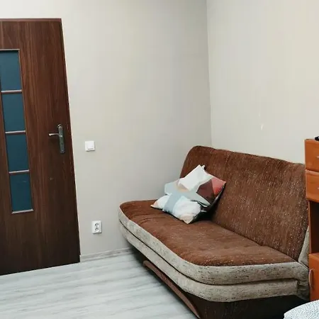 Tanie Spanie Przy Malcie - Zameldowanie Bezobslugowe - *