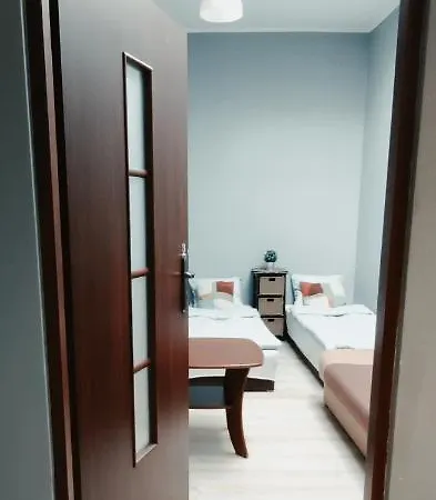 Tanie Spanie Przy Malcie - Zameldowanie Bezobslugowe - Posen