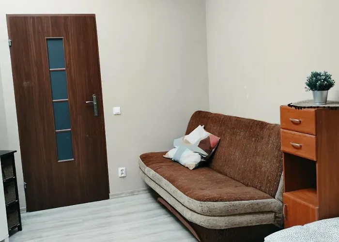 Tanie Spanie Przy Malcie - Zameldowanie Bezobslugowe - *