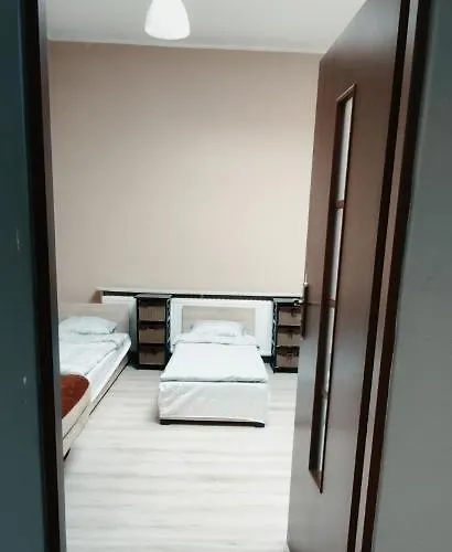 Tanie Spanie Przy Malcie - Zameldowanie Bezobslugowe - Hostel Poznaň