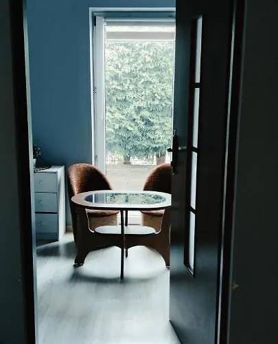 Hostel Tanie Spanie Przy Malcie - Zameldowanie Bezobslugowe - Poznaň